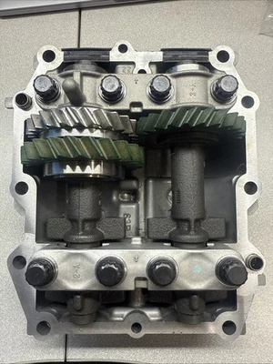 2004-22 Yamaha 150HP Outboard 4 Stroke Balancer Assembly 63P-11500-04-00 - Image 1 of 4