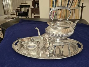 Versilbertes Gorham Newport Tee- & Kaffeeservice 5-teilig mit Tablett unbekanntes Jahr - Bild 1 von 24
