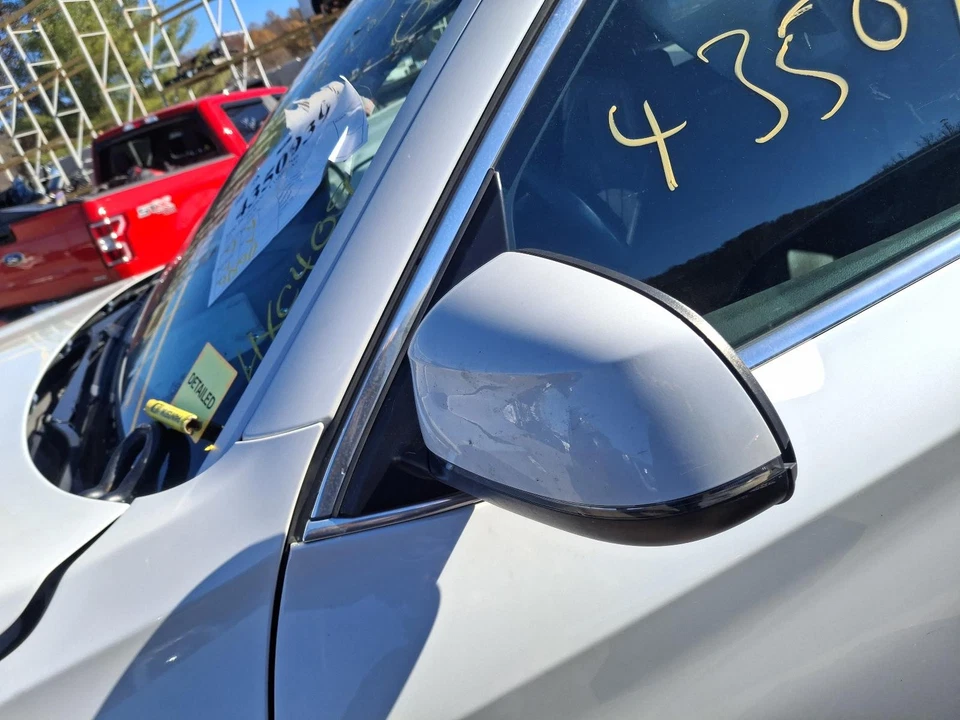 Espejo retrovisor de puerta izquierdo usado se adapta a: BMW X5 2016 memoria térmica eléctrica con atenuación automática Foto 1 de 4