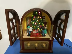 Mr Christmas Retro 1950’s Style Radio Animated With Dancers So Cool! - Picture 1 of 9
