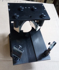 Harrick DRA-PNM Diffuse Reflection Attachment for powder Spectrometry - Picture 1 of 10