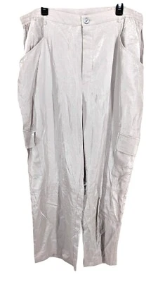 Pantalones cargo Bar III para mujer Shine tiro alto color tostado roca lunar talla grande 2X $59,50 Foto 1 de 4