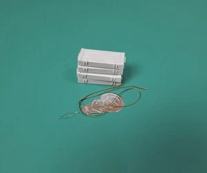 Eureka XXL 1/35 German Panzerfaust 60/100 Wooden Ammo Crates (4pcs) - Picture 1 of 1