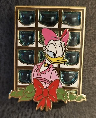 Pin Disney 2024 Margarida como Isabelle Mickey’s Christmas Carol Calendário do Advento Pin - Imagem 1 de 2