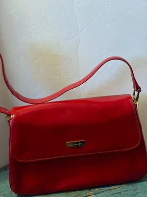 Cartera Liz Clairborne Roja 12” x 7” excelente aspecto usado excelente bolso de mano Foto 1 de 4