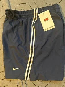 NIKE TEAM VINTAGE FOOTBALL SOCCER FIT DRY NAVY WHITE SHORTS SIZE XL YOUTH BOYS - Picture 1 of 3