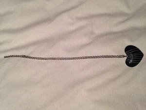 long silver chain pendant Necklace with black plastic heart (New Look) - Picture 1 of 2
