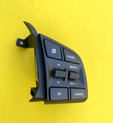 2016-2018 HYUNDAI TUCSON STEERING WHEEL CRUISE CONTROL SWITCH OEM 96720-D3200 - Image 1 of 4