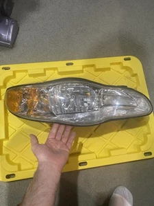 2000-2005 Chevrolet Monte Carlo Passenger Side Oem Headlight Lamp  - Picture 1 of 7