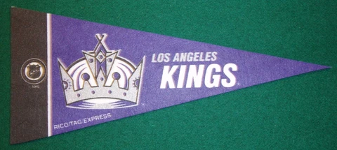 LOS ANGELES KINGS NHL MINI PENNANT, NEW & MADE IN USA Cover