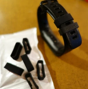 Ruentech Silikon Verschlussring für Fitnesstracker Huawei Band Pro 3 & 4. 1x - Bild 1 von 5