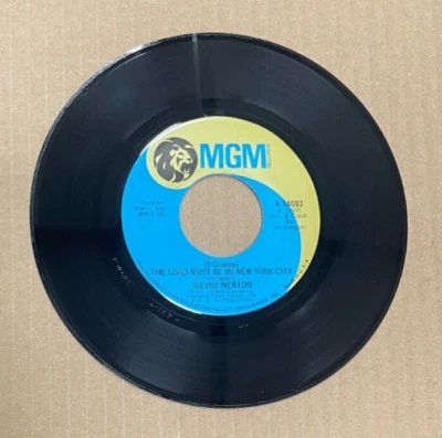 WAYNE NEWTON MGM RECORDS 45 THE LORD MUST BE IN NEW YORK CITY 14083 - Image 1 of 2