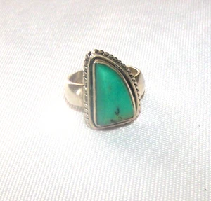 Vintage Navajo Women’s Turquoise Sterling Silver Ring – Size 7 - Picture 1 of 13