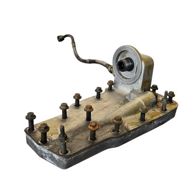 Carcasa del filtro de aceite del motor Dodge Ram 3500 Cummins 2003 diésel 5,9 L 3965153 OEM Foto 1 de 4