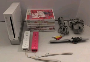 Nintendo Wii White Console Bundle 2 Controllers 7 Games Tested Ready To Play - Picture 1 of 18