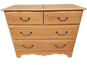 Ethan Allen French Country Dresser Bachelors Chest Of Drawers Console Bisque - Picture 1 of 17