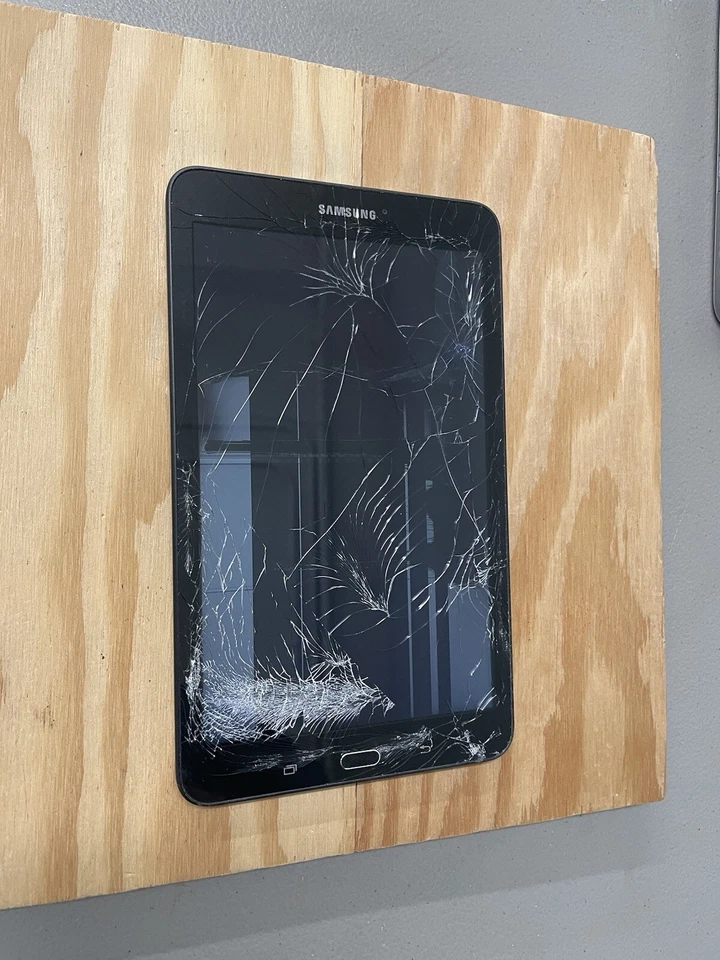 Samsung Galaxy Tab E T377P 16GB 8" 4G LTE WiFi  Sprint BAD Display - Image 1 of 4