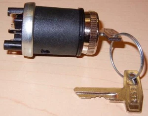 Interruptor de encendido universal años 70 Ducati 750 860 900 Guzzi 1750 850 E18201 - Imagen 1 de 1