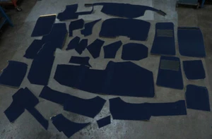 KIT DE ALFOMBRAS TERCIOPELO AZUL OSCURO PARA TVR Quimera 1992-2003 - Imagen 1 de 1