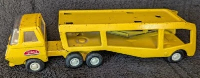 Vintage Tonka Yellow Mini Car Hauler Tractor Trailer Metal Transport Truck - Image 1 of 4