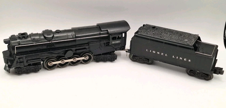 Vintage 1947-49 Lionel Atomic Locomotive #2020  6-8-6 W Tender Serviced & Tested - Image 1 of 4