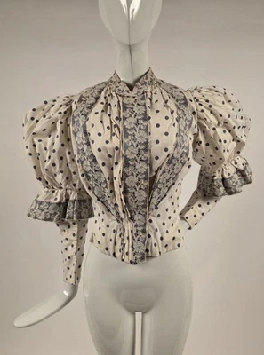 CORPIÑO VICTORIANO SIGLO XIX PÚRPURA LUNARES MANGA ABULLONADA CON ENCAJE Y ETIQUETA FRANCESA Foto 1 de 4