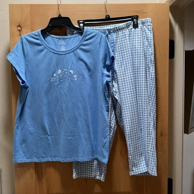 JUEGO PJ MUJER CROFT Y CARRETILLA DOS PIEZAS, NUEVO SIN ETIQUETAS Foto 1 de 4