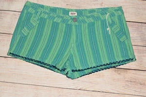 NEW MOSSIMO 7 8 FIT 6 GREEN WHITE TEAL STRIPE CUFFED LINEN LOOK SHORTIE SHORTS - Picture 1 of 10