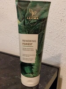 Bath And Bodyworks Renewing Forest Cream - Picture 1 of 2