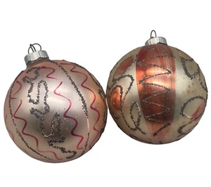 set of 2 hand decorated Christmas bulbs tree ornaments sparkle glass 2.5" READ - Picture 1 of 6