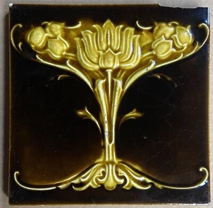 ENGLAND - ANTIQUE ART NOUVEAU MAJOLICA TILE C1900 - Picture 1 of 4