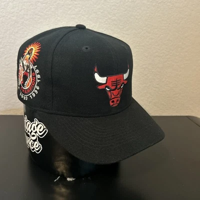 Chapéu Snapback Vintage Anos 90 Chicago Bulls American Needle NBA Champions Side Patches - Imagem 1 de 4