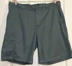 Columbia Shorts Size 38W 10L Green Flat Front Outdoors Sportswear Mens Nylon - Picture 1 of 4