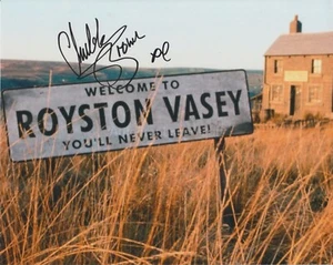 Roy Chubby Brown Hand Signed 8x10 Photo Autograph Comedian, Royston Vasey (O) - Picture 1 of 2