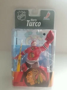 🏒2010 McFARLANE NHL SERIES 27~ MARTY TURCO~ CHICAGO BLACKHAWKS RED JERSEY🏒 - Picture 1 of 6