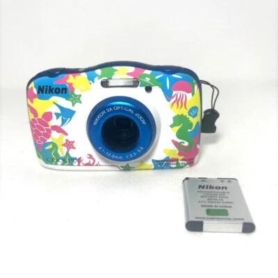 Nikon COOLPIX W100 Marine 13.2MP Waterproof Shockproof Digital Camera from JP - Image 1 of 4