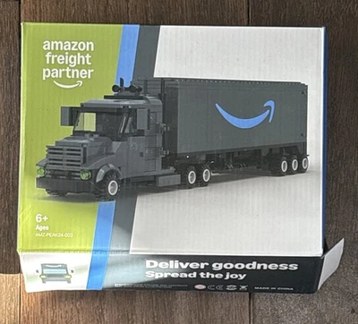 Juego de ladrillos de construcción de camiones Amazon Freight Partner Big Rig Peak 2024 AMZ-PEAK24-003 Foto 1 de 4