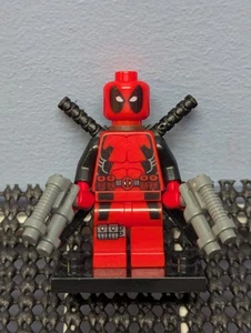 Lego Deadpool Minifigure (Wolverine's Chopper Showdown6866) Official Damaged HTF - Picture 1 of 10