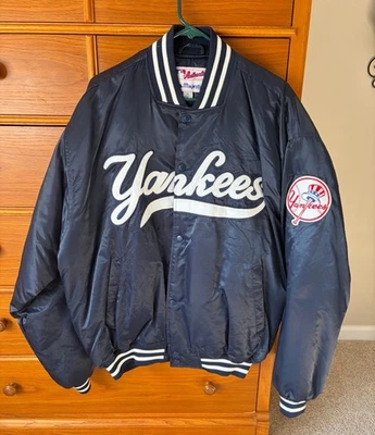CHAQUETA BOMBER DE SATÉN AUTÉNTICA MAJESTUOSA MAJESTUOSA DE LOS AÑOS 00 MLB NEW YORK YANKEES TALLA XL  Foto 1 de 4