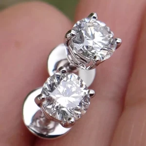 1 CT ROUND CUT MOISSANITE WEDDING BAND RING IN 14K WHITE GOLD PLATED - Picture 1 of 4