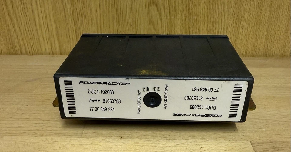 Bomba de techo convertible Renault Megane unidad de control de techo ECU 81050783 1996 - 2002 Foto 1 de 3