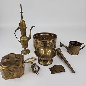 Vintage Messing Konvolut gemischte Artikel Schmuck Korkenzieher Surahi Dallah Ewer Wasserkanne - Bild 1 von 23