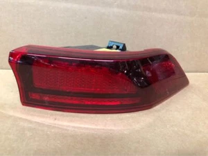 Right Passenger Side Tail Light Fits 22-24 Kia Carnival - Picture 1 of 3