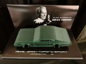 Clint Eastwood -Gran Torino 2009 - Sport 1972 - AUTOMOBILIA ART Exclusive 1/30 - Imagen 1 de 6