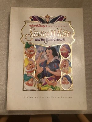 Snow White and the Seven Dwarfs Disney's Exclusive Deluxe Video VHS, Book & More - Image 1 of 4