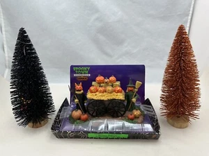 RARE 2010 Lemax Spooky Town "SPOOKY DISPLAY" #03813 Halloween Village + 2 Trees - Picture 1 of 10