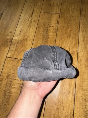 Gorra Calavera Raw Faery Negra Denim Correa Envejecida Y2K Streetwear Sombrero Foto 1 de 4