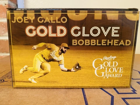 Texas Rangers/Minnesota Twins JOEY GALLO Golden Glove Bobblehead SGA7/31 Cover