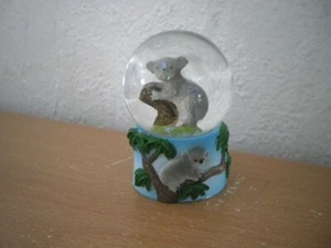 Schneekugel "Koala", klein (Cornelissen) - Bild 1 von 1