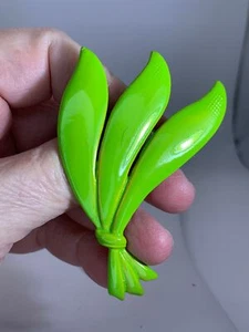 Leaves Green Vintage Metal Brooch Pin M-3119 - Picture 1 of 3
